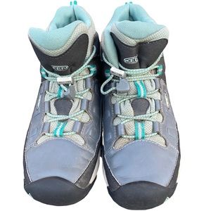 Keen hiking boots size 6